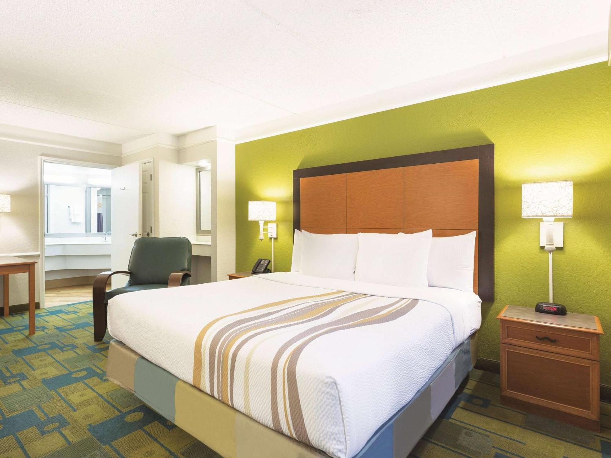 La Quinta Inn By Wyndham San Diego Chula Vista Bagian luar foto