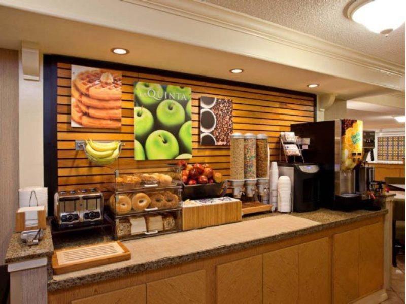 La Quinta Inn By Wyndham San Diego Chula Vista Bagian luar foto